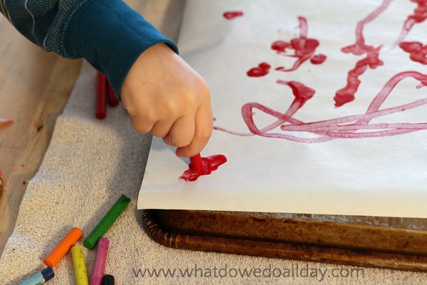 Melting crayons art project for kids.